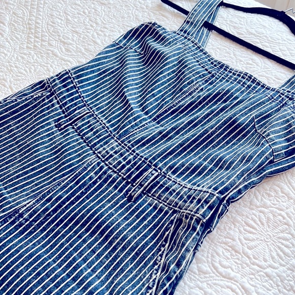 Denim stripe jumpsuit - Picture 6 of 8